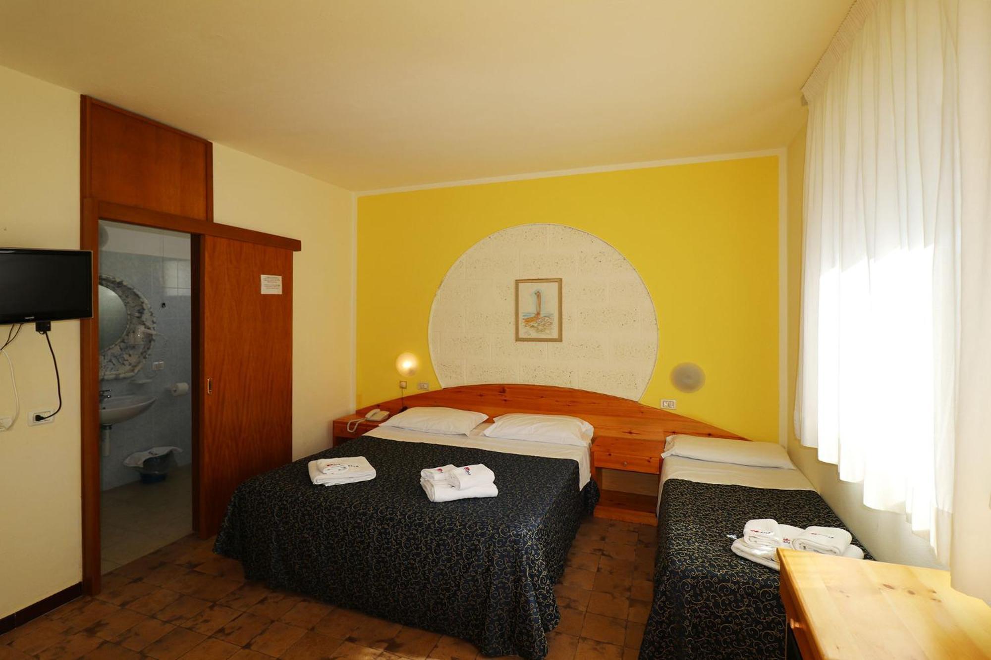 Nirvana Club Village Botricello Room photo